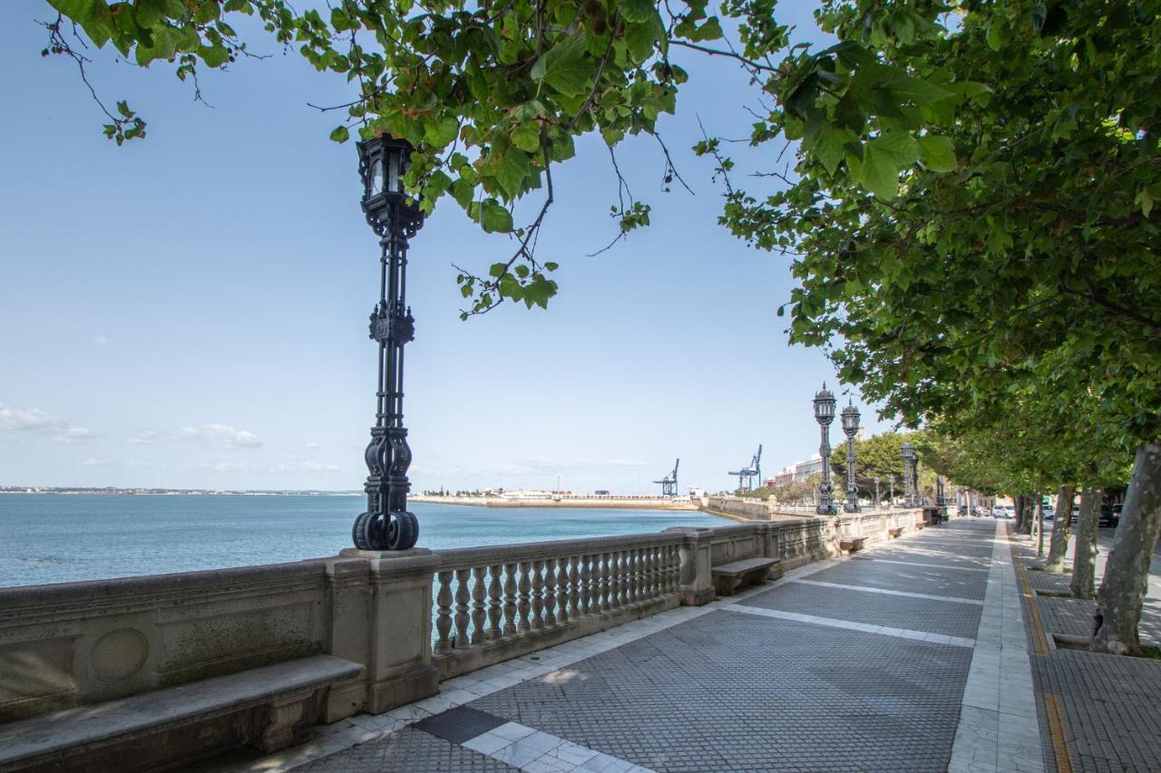 Apartamento El Meridiano De Cadiz Exterior photo