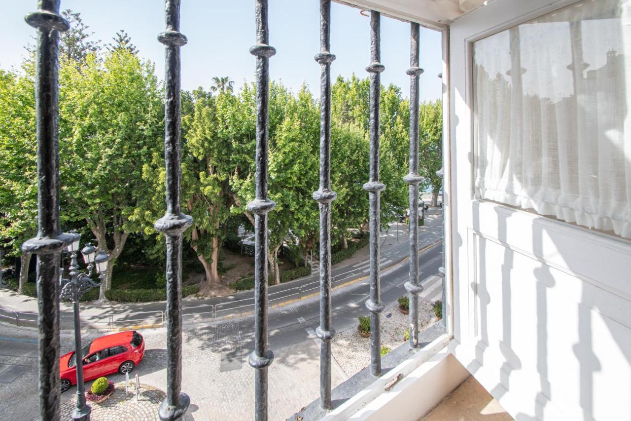 Apartamento El Meridiano De Cadiz Exterior photo