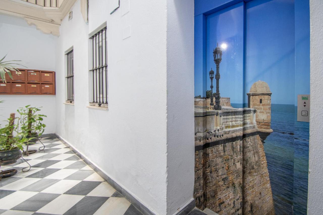 Apartamento El Meridiano De Cadiz Exterior photo