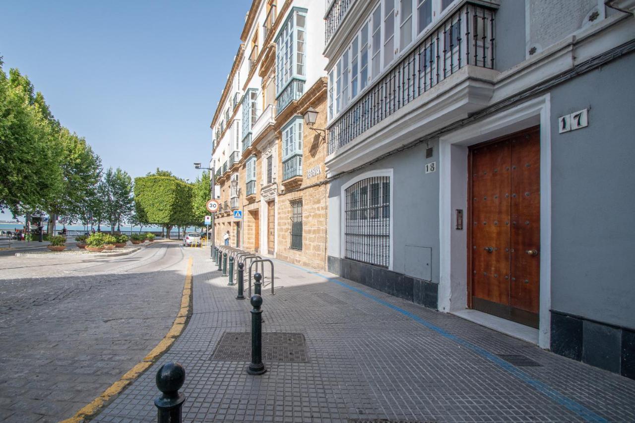 Apartamento El Meridiano De Cadiz Exterior photo